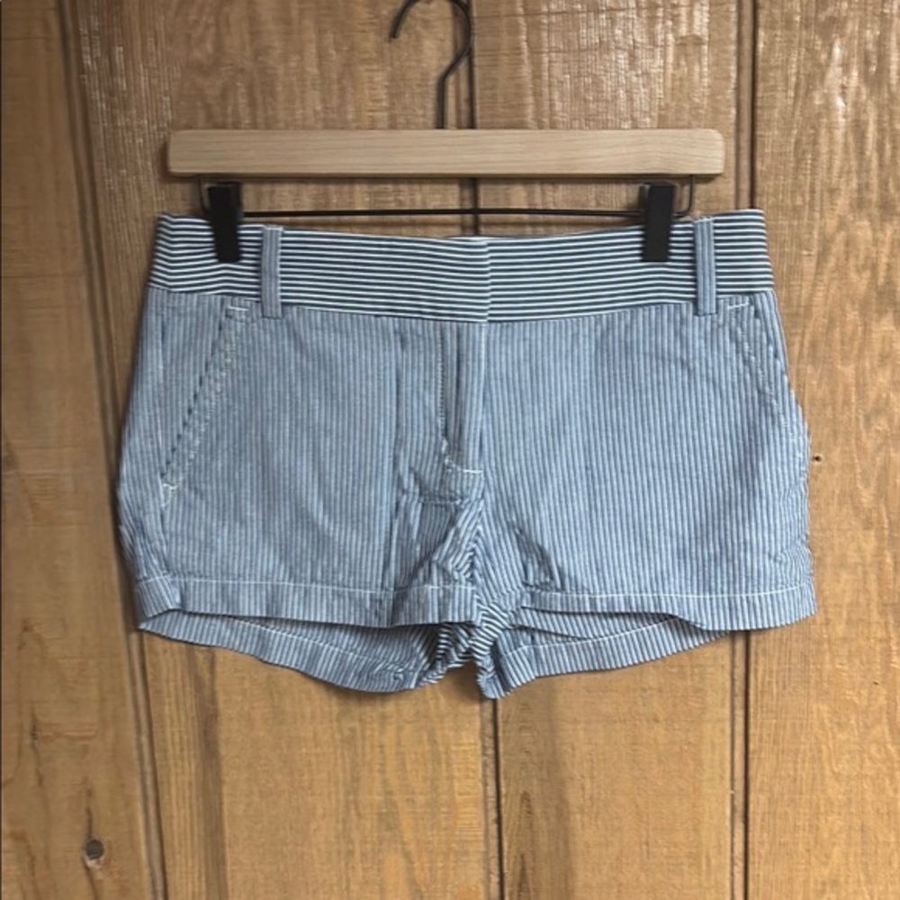 J Crew‎ Factory Pin Striped Blue Women's Shorts Size 4
